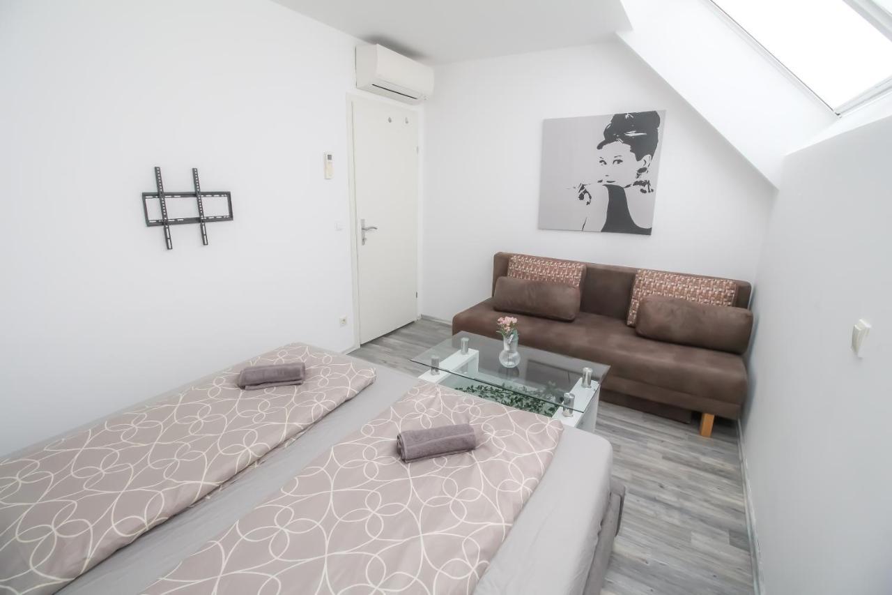Private Triple Bedroom In Shared Apartment Dw171-4 비엔나 외부 사진